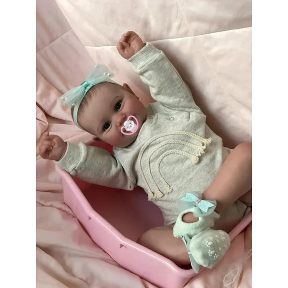 Body Silicone Vinyl Correct  Lifelike Reborn Baby Realistic Newborn Girl Dolls - Picture 5 of 8